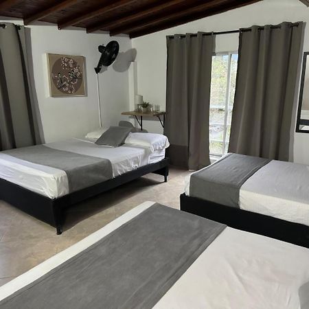 Gemas San Joaquin 1 Ξενοδοχείο Μεντεγίν Εξωτερικό φωτογραφία
